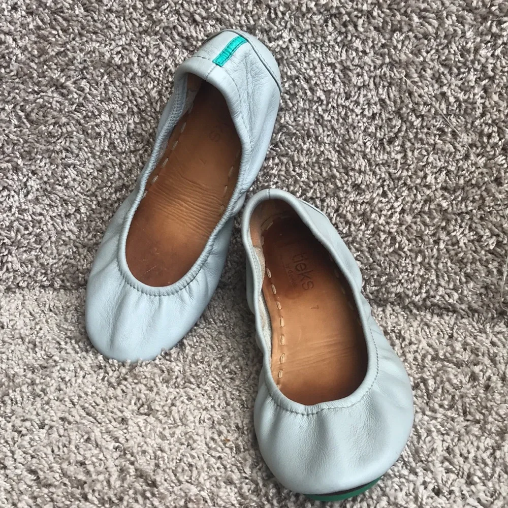 Tieks Cool Grey Leather Ballet Flats size 7